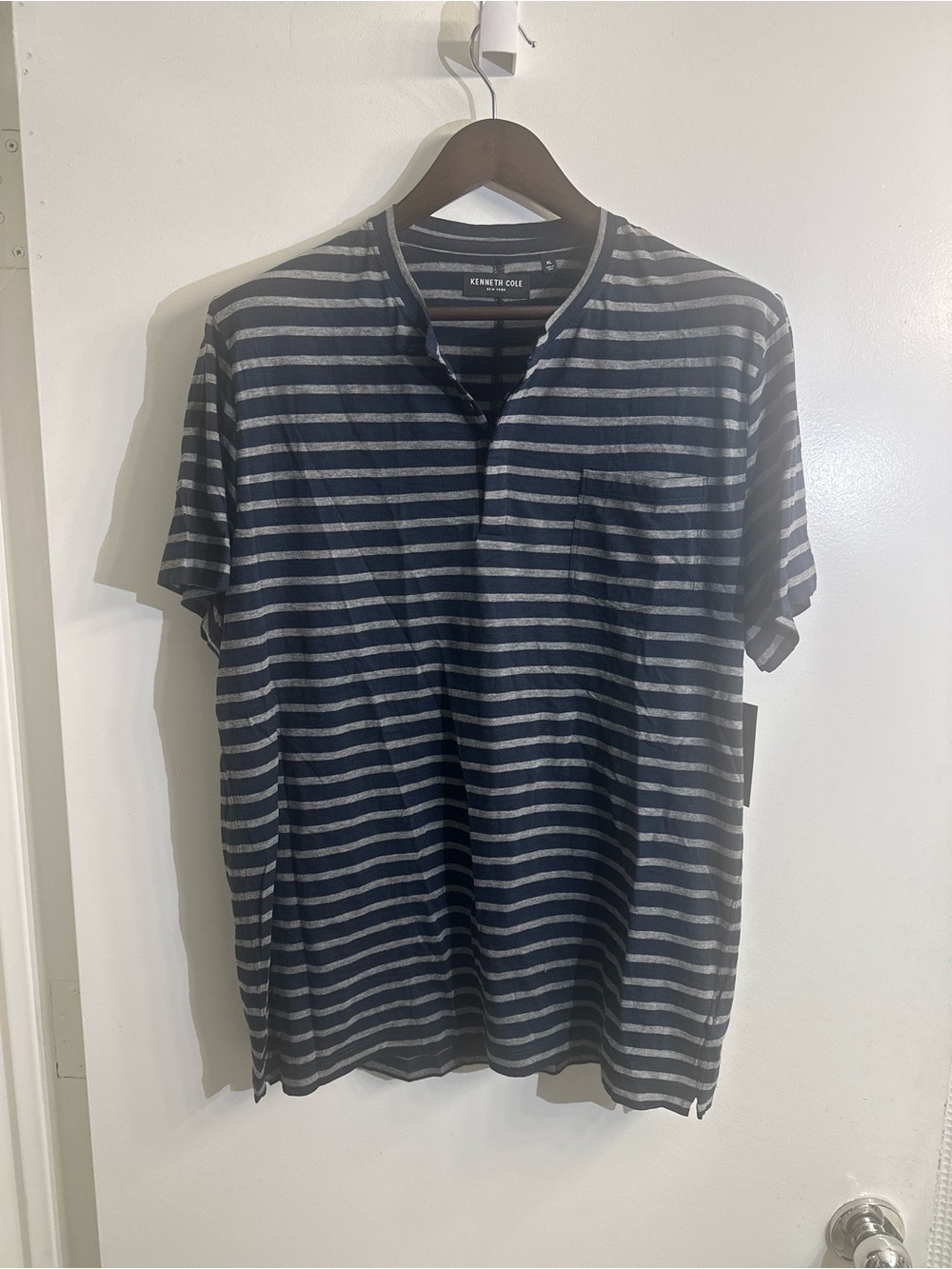 Kenneth Cole Navy & Gray Horizontal Stripe Short Sleeve Tee